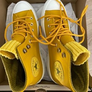 Women’s Converse CTAS Hi Gore-Tex Lugged Waterproof Shoes